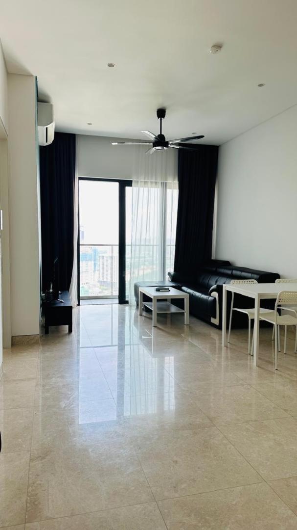 Lucentia Residents At Bbcc Lalaport Bukit Bintang Kuala Lumpur Exterior foto