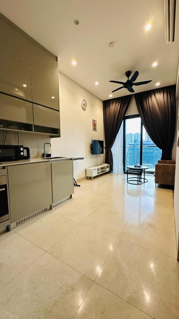 Lucentia Residents At Bbcc Lalaport Bukit Bintang Kuala Lumpur Exterior foto