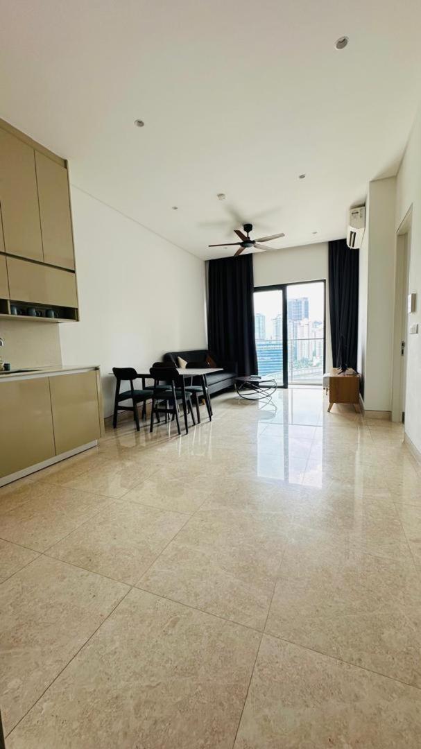 Lucentia Residents At Bbcc Lalaport Bukit Bintang Kuala Lumpur Exterior foto
